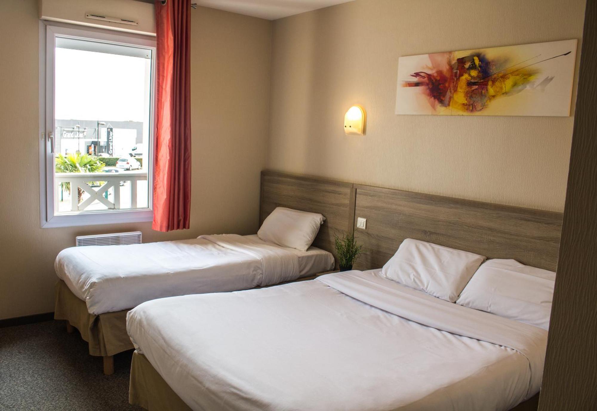 Hotel Salea Порник Екстериор снимка